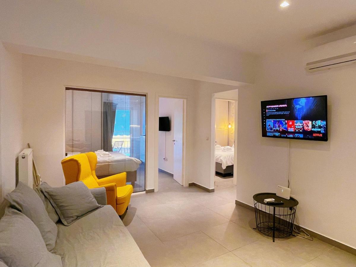 Wsd Hera Luxury Stylish 2Bd Apt With City View Balcony Near Merto Афины Экстерьер фото