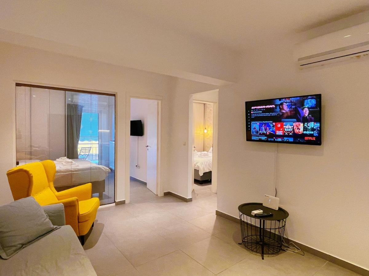 Wsd Hera Luxury Stylish 2Bd Apt With City View Balcony Near Merto Афины Экстерьер фото